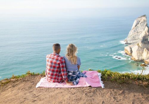 a couple having a picnic in Sintra